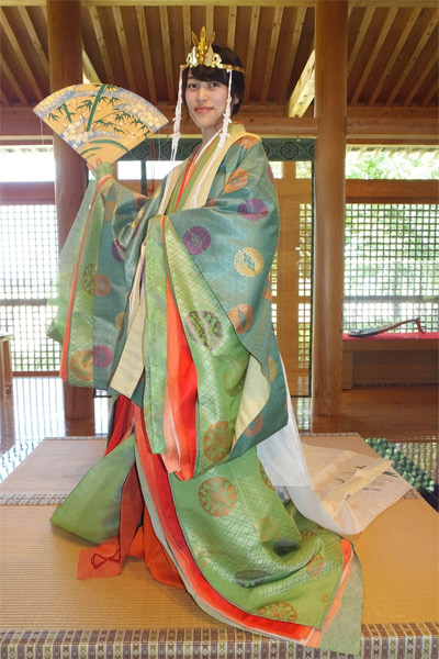 超歓迎 平安時代風十二単衣装(お座り月年齢~90cm位) その他 - blog 