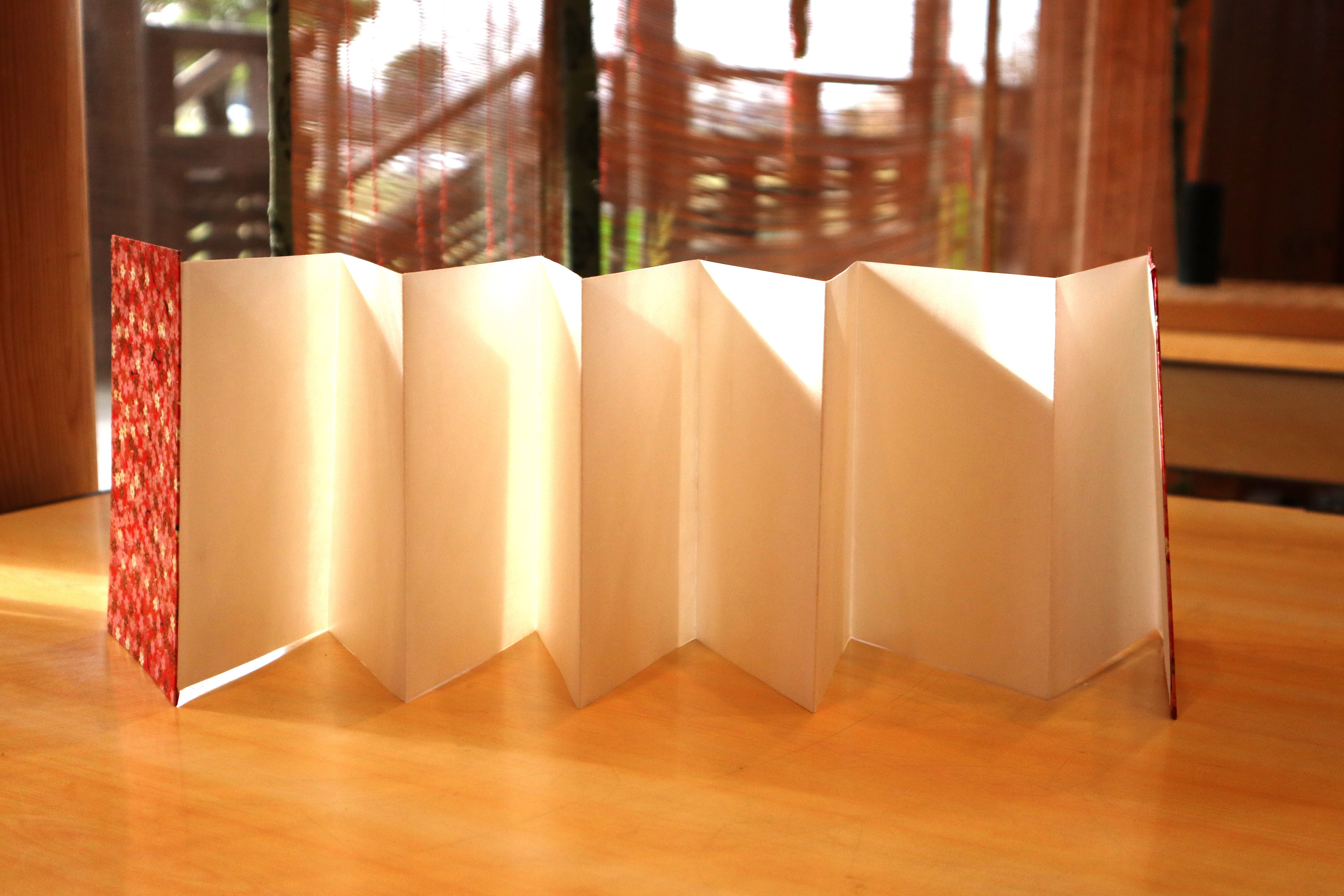 �����݂̂���j�̌��قŏҊ����肪���܂�